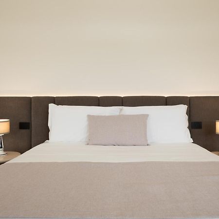 Bed and Breakfast Essenza Relais Contemporaneo Cisternino Esterno foto