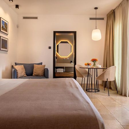Bed and Breakfast Essenza Relais Contemporaneo Cisternino Esterno foto