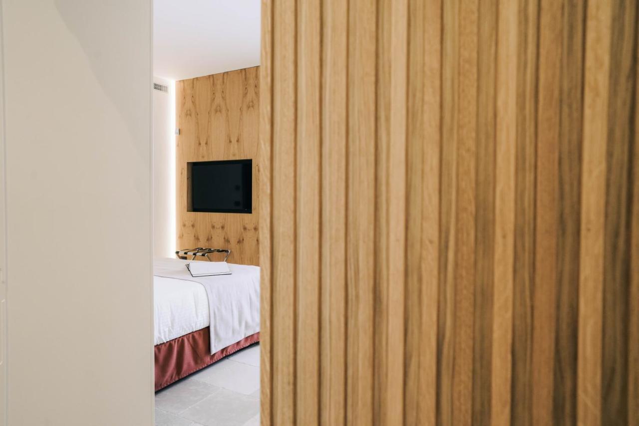 Bed and Breakfast Essenza Relais Contemporaneo Cisternino Esterno foto