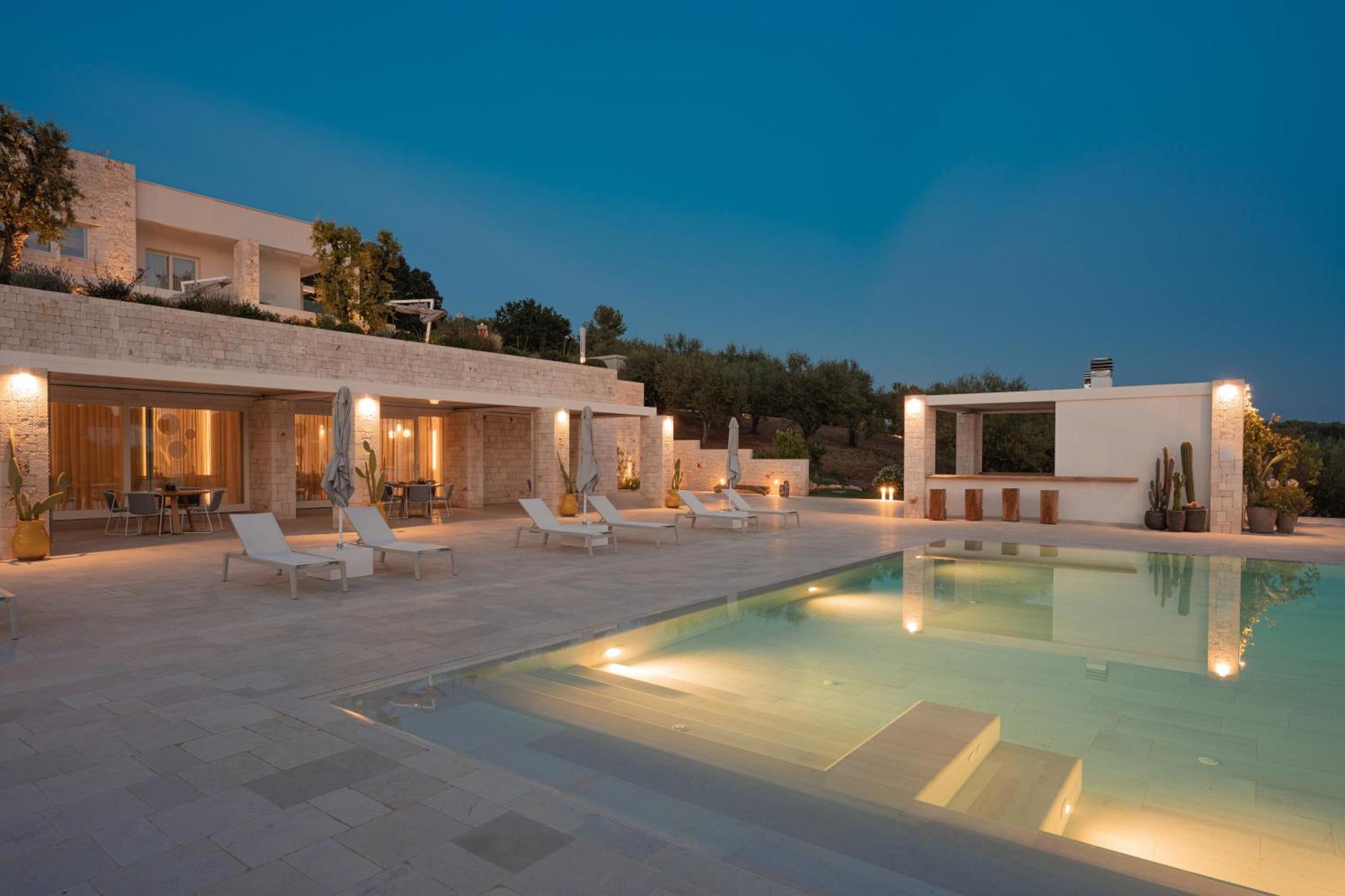 Bed and Breakfast Essenza Relais Contemporaneo Cisternino Esterno foto