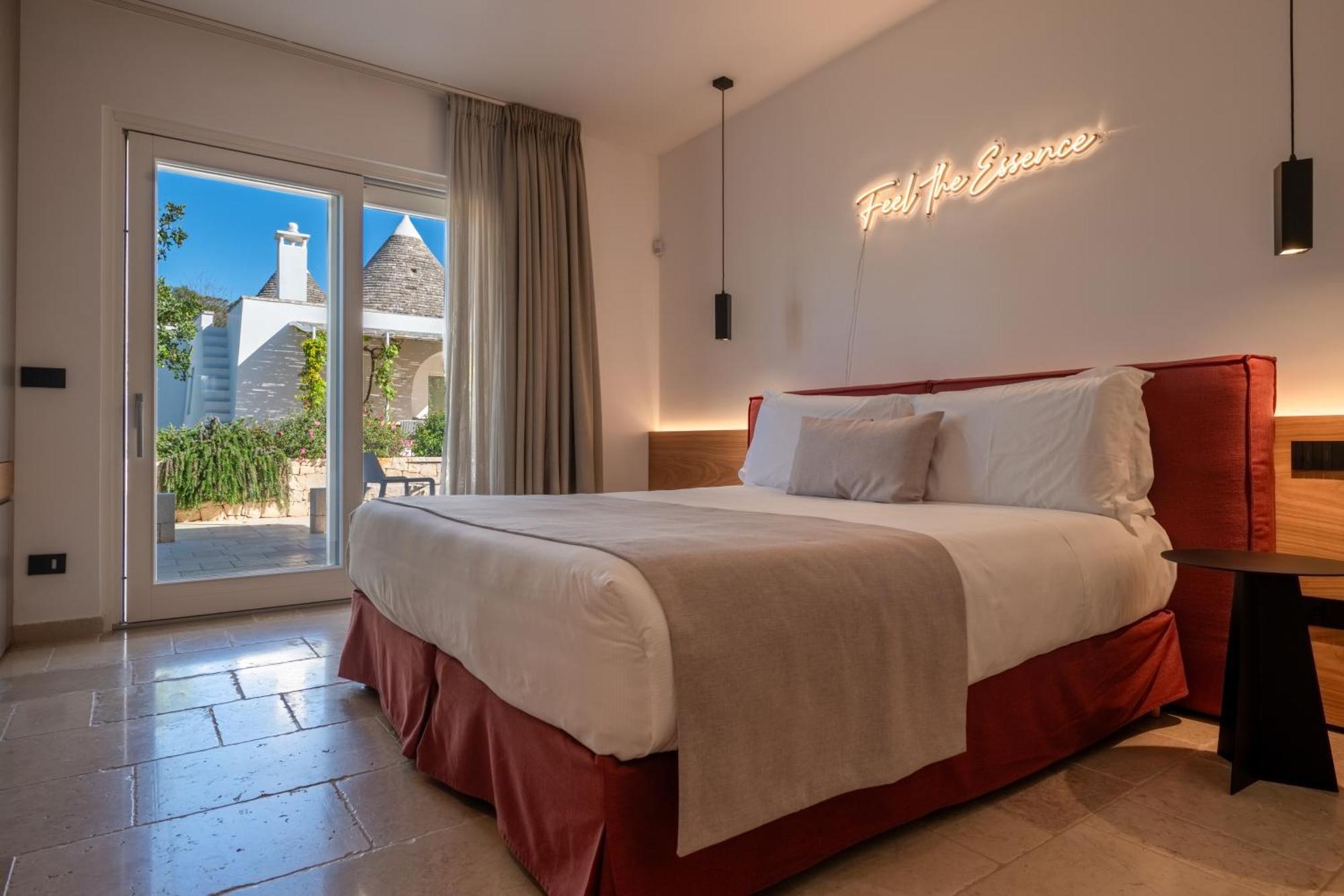 Bed and Breakfast Essenza Relais Contemporaneo Cisternino Esterno foto
