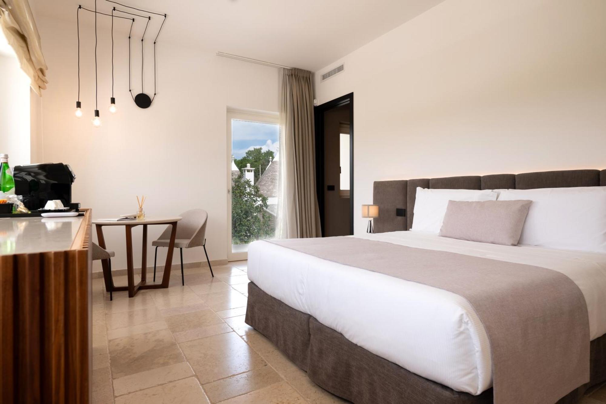 Bed and Breakfast Essenza Relais Contemporaneo Cisternino Esterno foto