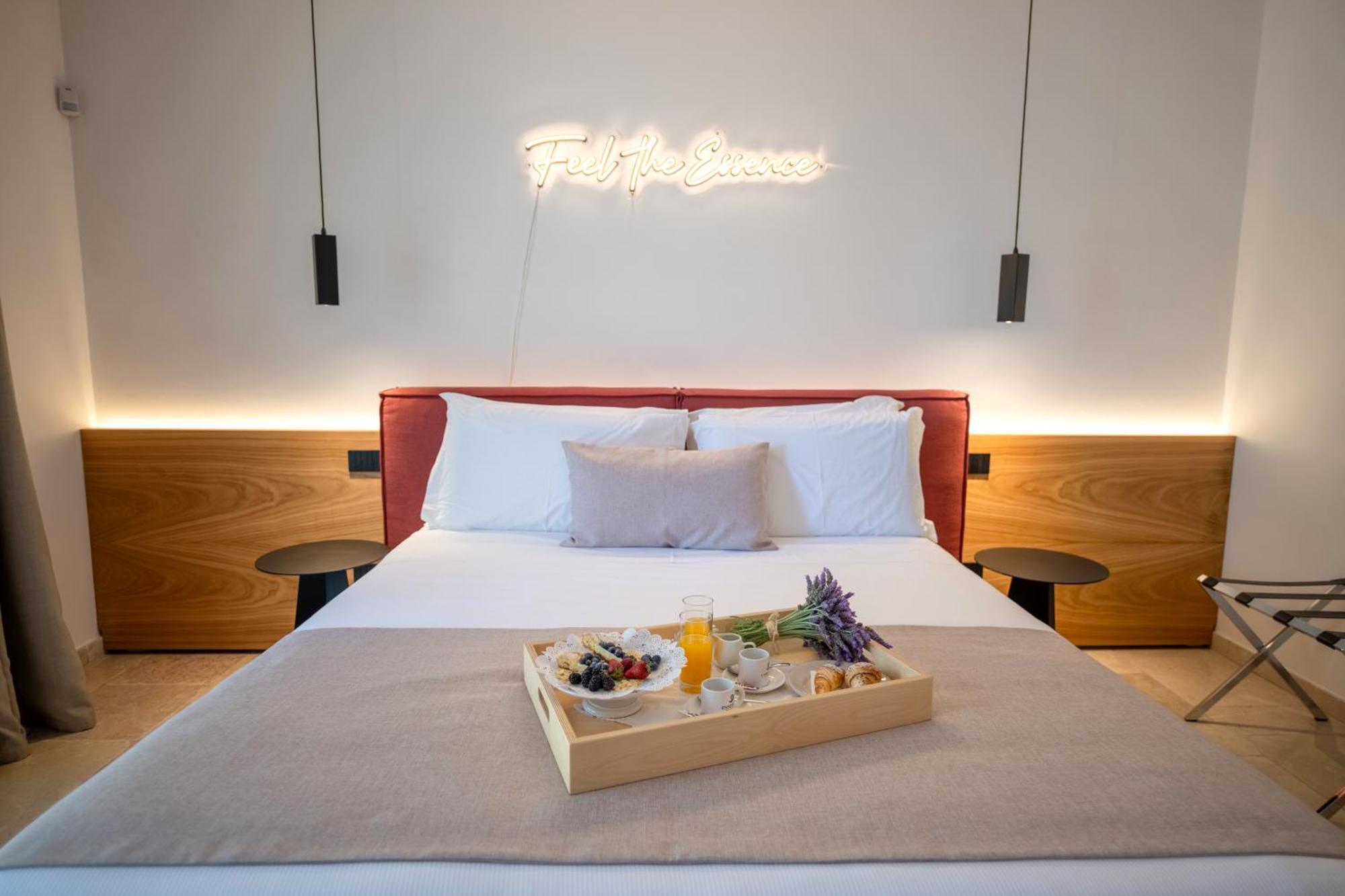 Bed and Breakfast Essenza Relais Contemporaneo Cisternino Esterno foto